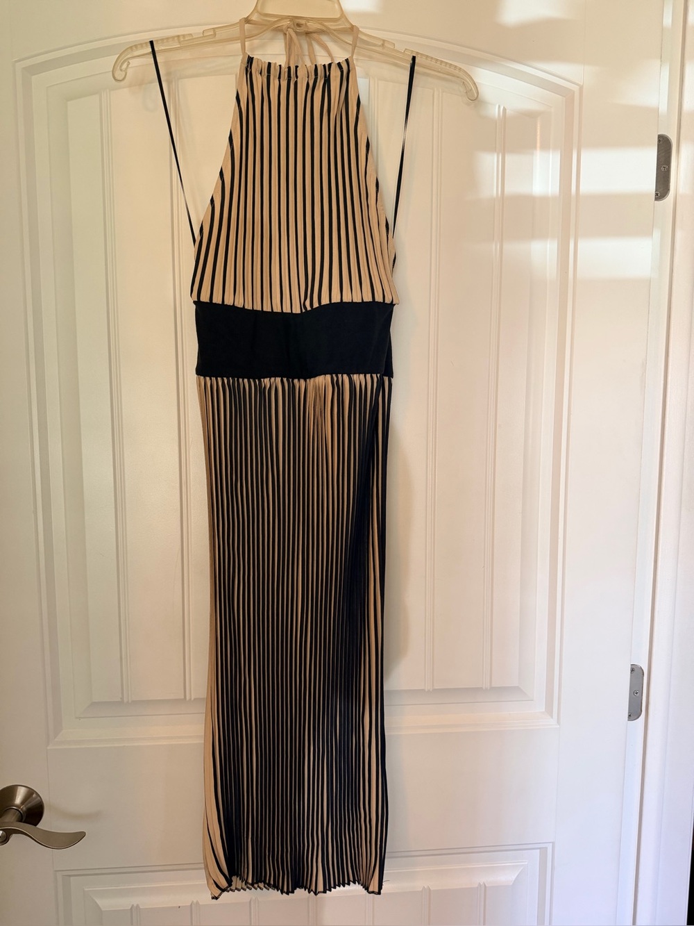 Zara Navy and Cream Vertical-Strip Pleated Skirt